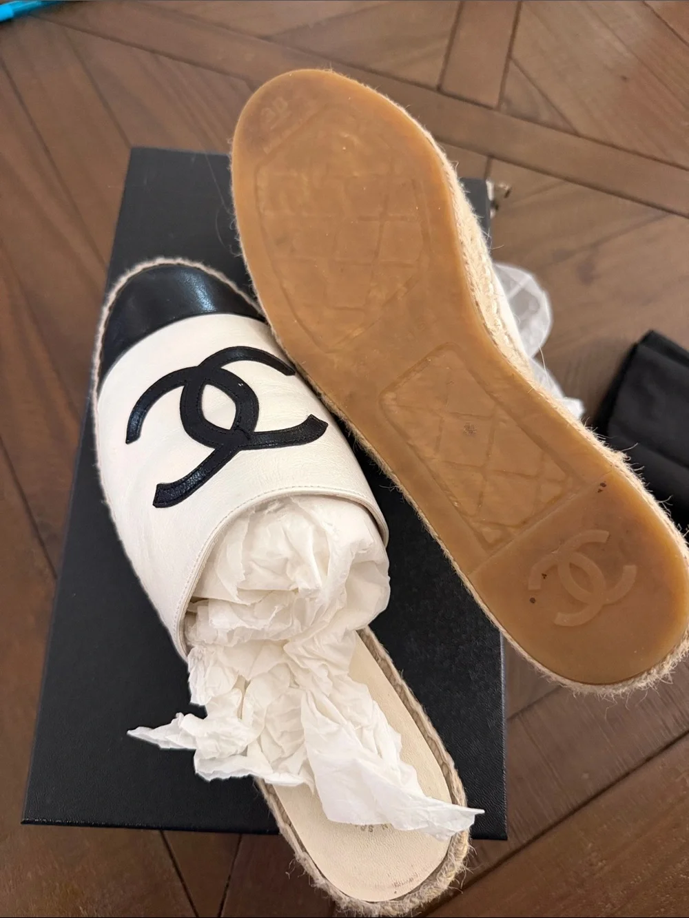 CHANEL classic espadrille